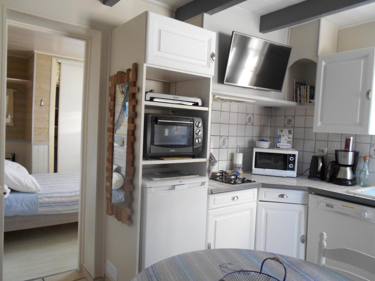 Ile De Re, La Danae, Velos, Wifi, Possibilite Cuisine, Linge, Parking Gratuit Saint-Martin-de-Ré Eksteriør billede
