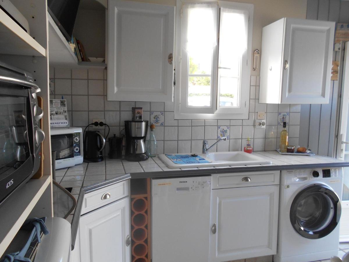Ile De Re, La Danae, Velos, Wifi, Possibilite Cuisine, Linge, Parking Gratuit Saint-Martin-de-Ré Eksteriør billede