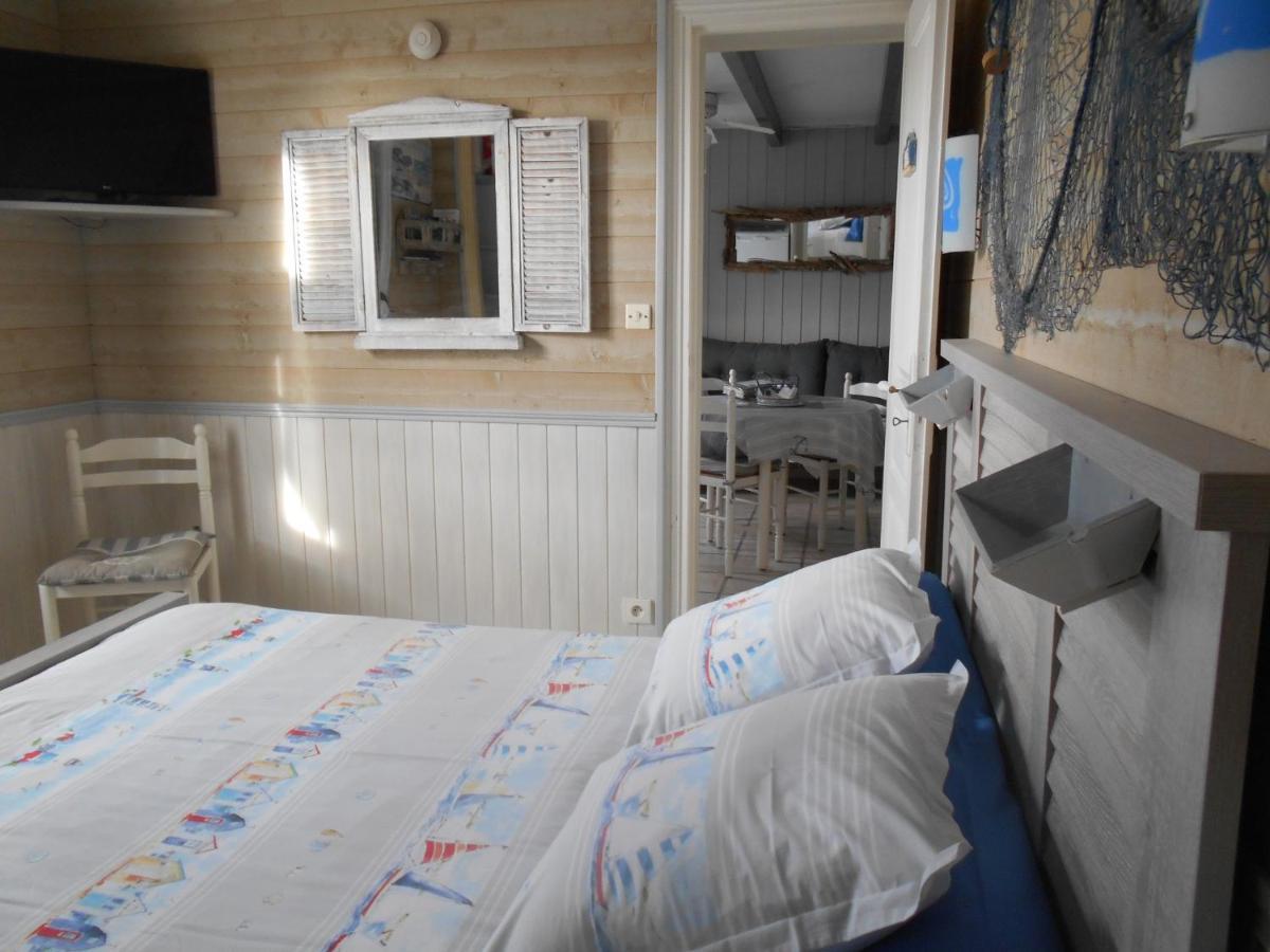 Ile De Re, La Danae, Velos, Wifi, Possibilite Cuisine, Linge, Parking Gratuit Saint-Martin-de-Ré Eksteriør billede
